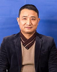 王亮